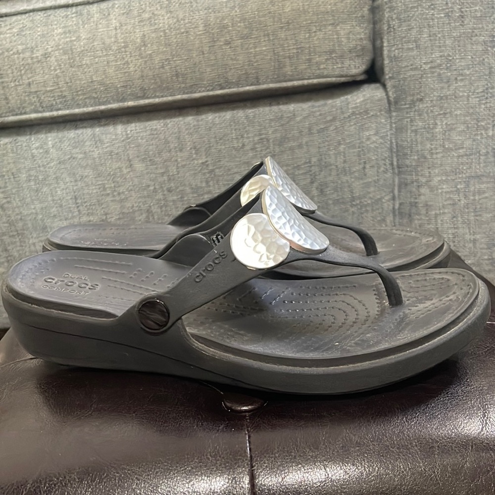 Crocs Black Flip Flops Sanrah Embellished Dual Comfort sz 9